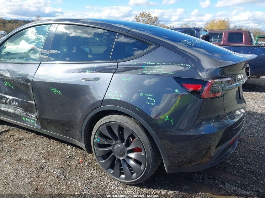 2024 Tesla Model Y Performance Dual Motor All-Wheel Drive VIN: 7SAYGDEF7RA318053 Lot: 43568098