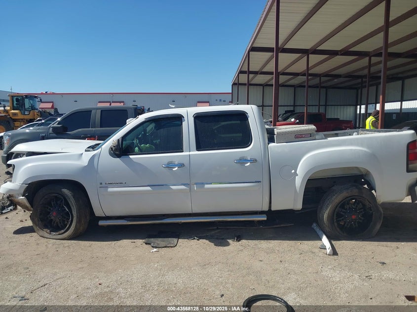 2007 GMC Sierra 1500 Denali VIN: 2GTEK638171622111 Lot: 43568128