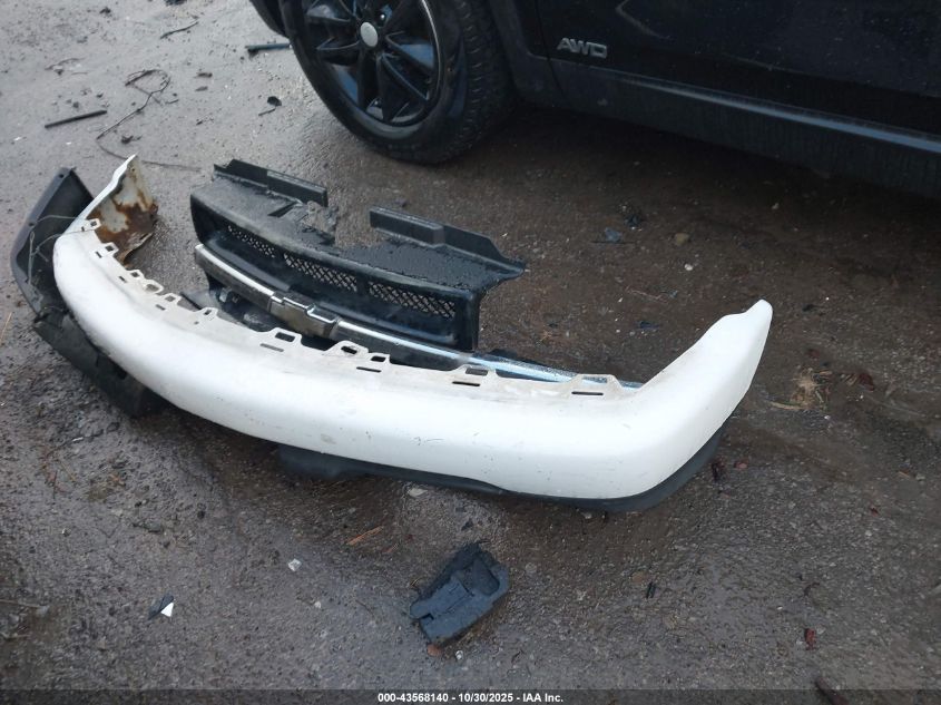 2002 Chevrolet S-10 Ls VIN: 1GCDT19W828115472 Lot: 43568140