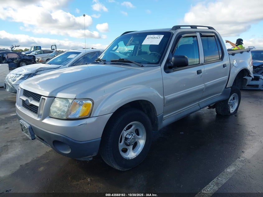 1FMZU67K54UB03964 2004 FORD EXPLORER SPORT TRAC photo no. 2