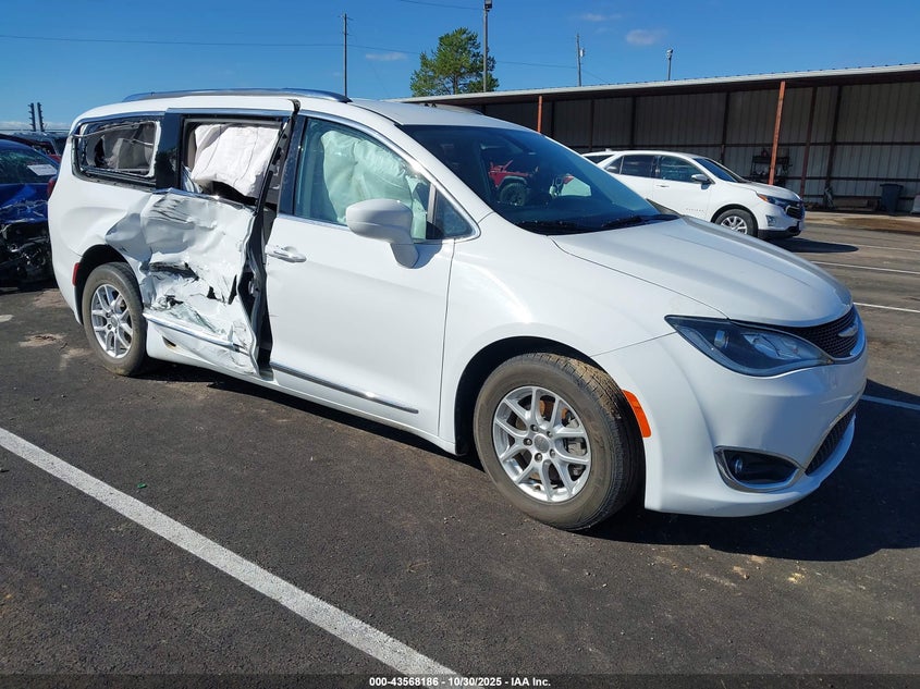 2020 Chrysler Pacifica Touring L