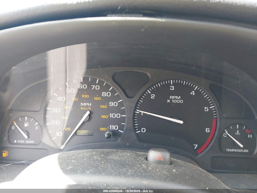 2000 Saturn Sc1 VIN: 1G8ZP1287YZ165587 Lot: 43568245