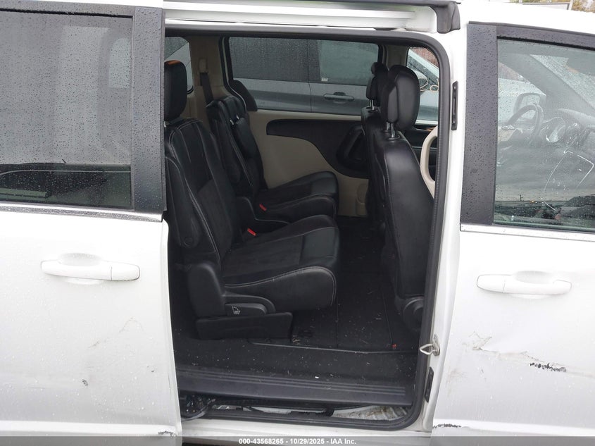 2019 Dodge Grand Caravan Sxt VIN: 2C4RDGCGXKR716443 Lot: 43568265