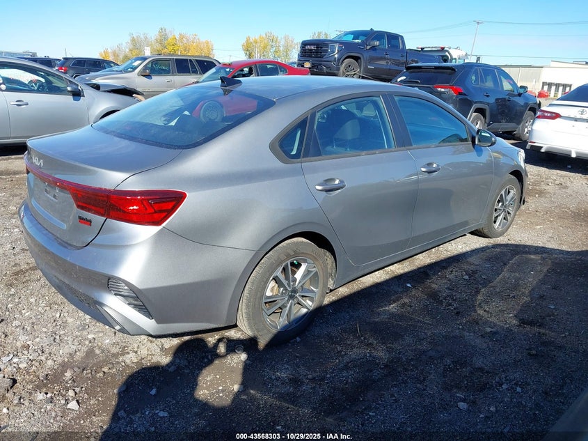 2023 Kia Forte Lxs VIN: 3KPF24AD4PE517770 Lot: 43568303