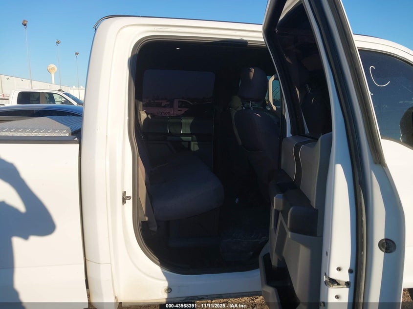 2017 Ford F-250 Xlt VIN: 1FT7W2AT9HED77197 Lot: 43568391