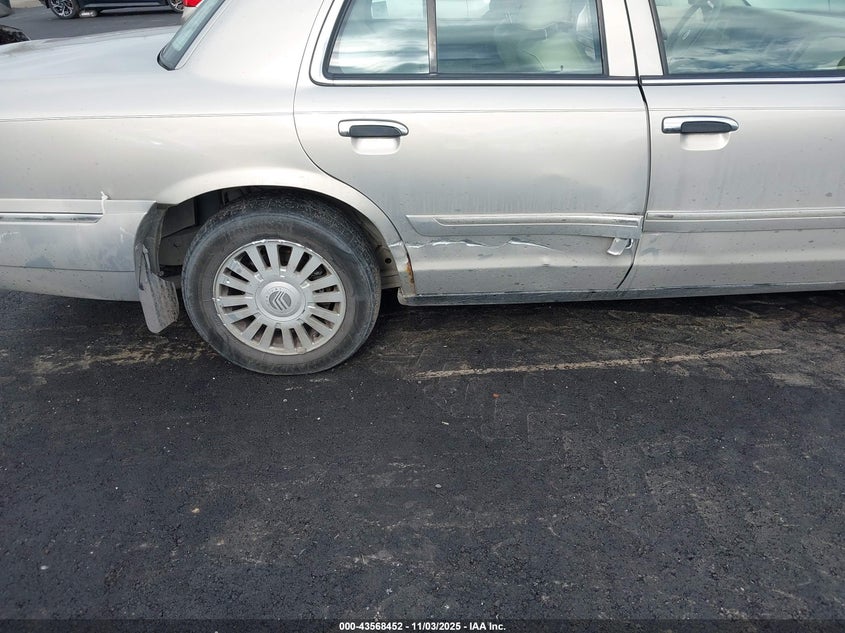 2007 Mercury Grand Marquis Ls VIN: 2MEFM75V07X639825 Lot: 43568452