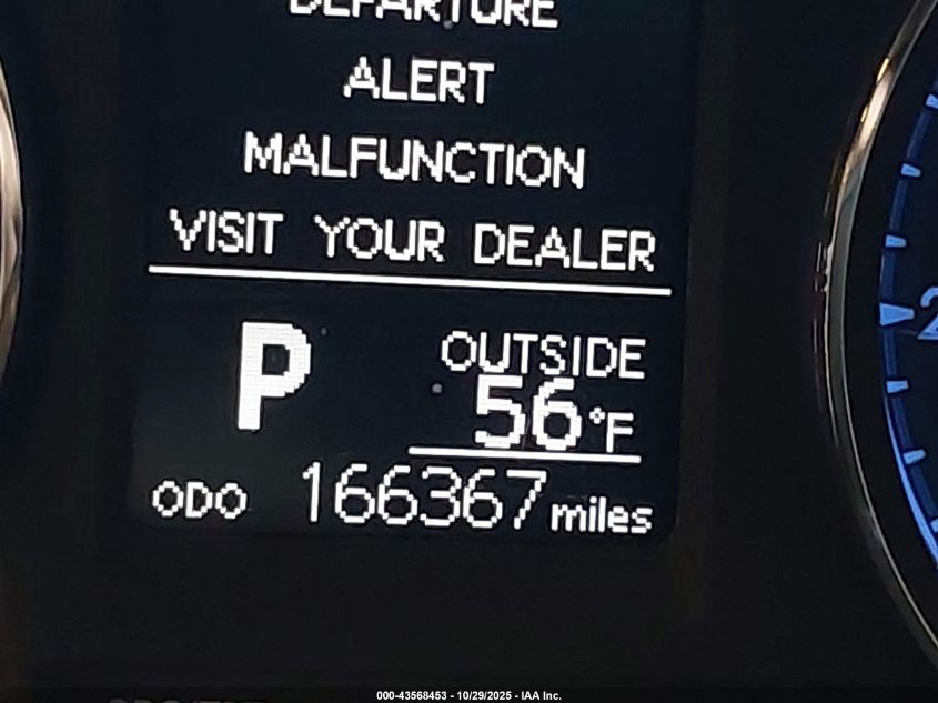 2018 Toyota Corolla Le VIN: 5YFBURHE2JP855274 Lot: 43568453