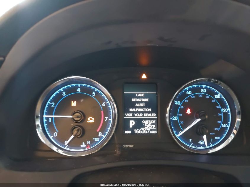 2018 Toyota Corolla Le VIN: 5YFBURHE2JP855274 Lot: 43568453