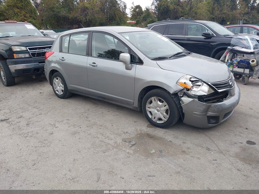 NISSAN VERSA 1.8S
