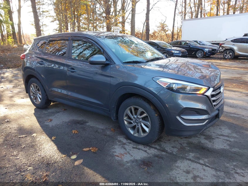 HYUNDAI TUCSON SE