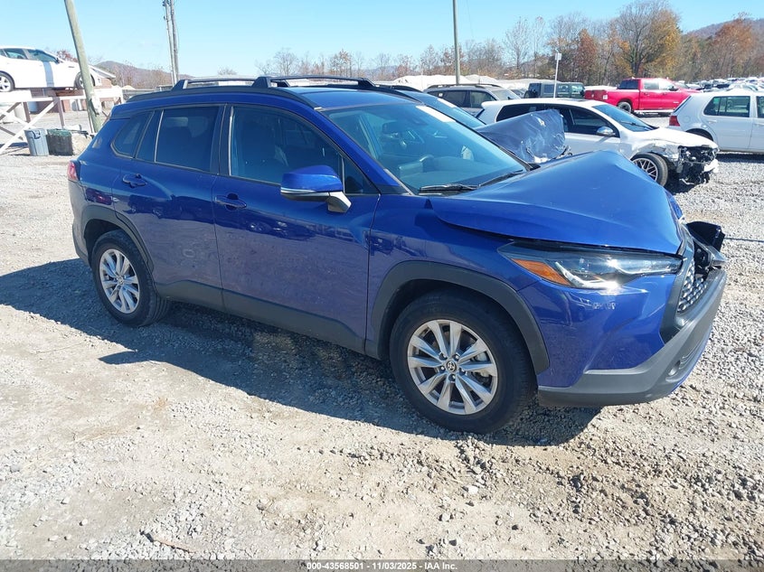 TOYOTA COROLLA CROSS LE