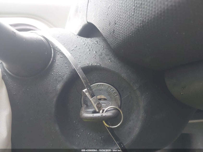 JTDJT923175110012 2007 TOYOTA YARIS photo no. 11