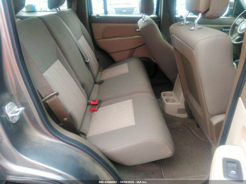 1C4PJMAK1CW136870 2012 JEEP LIBERTY (NORTH AMERICA) photo no. 8