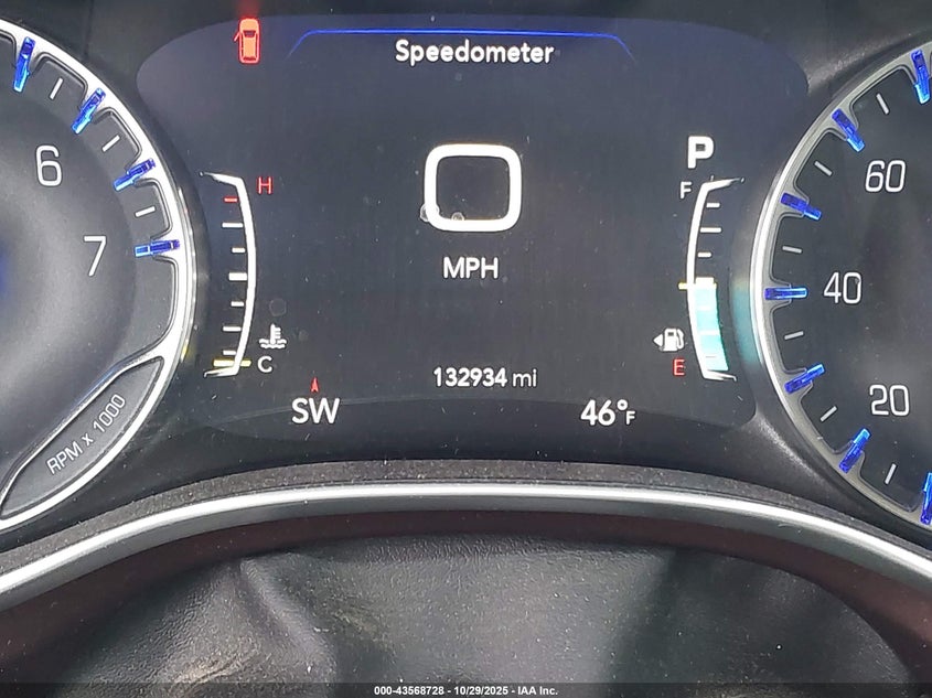 2018 Chrysler Pacifica Limited VIN: 2C4RC1GG1JR350817 Lot: 43568728