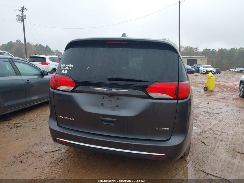 2018 Chrysler Pacifica Limited VIN: 2C4RC1GG1JR350817 Lot: 43568728
