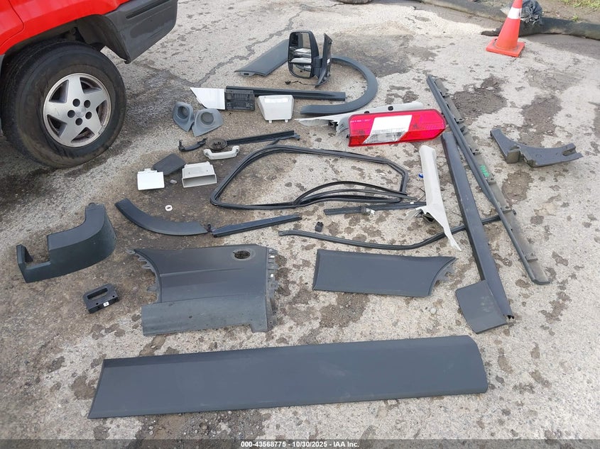 2019 Ford Transit-250 VIN: 1FTYR2CM3KKA93185 Lot: 43568775