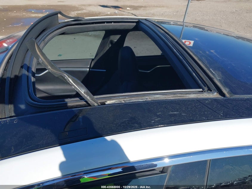 2016 Tesla Model S 60D/70D/75D/85D/90D VIN: 5YJSA1E22GF154128 Lot: 43568800