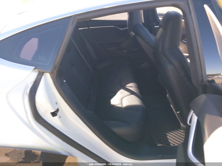2016 Tesla Model S 60D/70D/75D/85D/90D VIN: 5YJSA1E22GF154128 Lot: 43568800