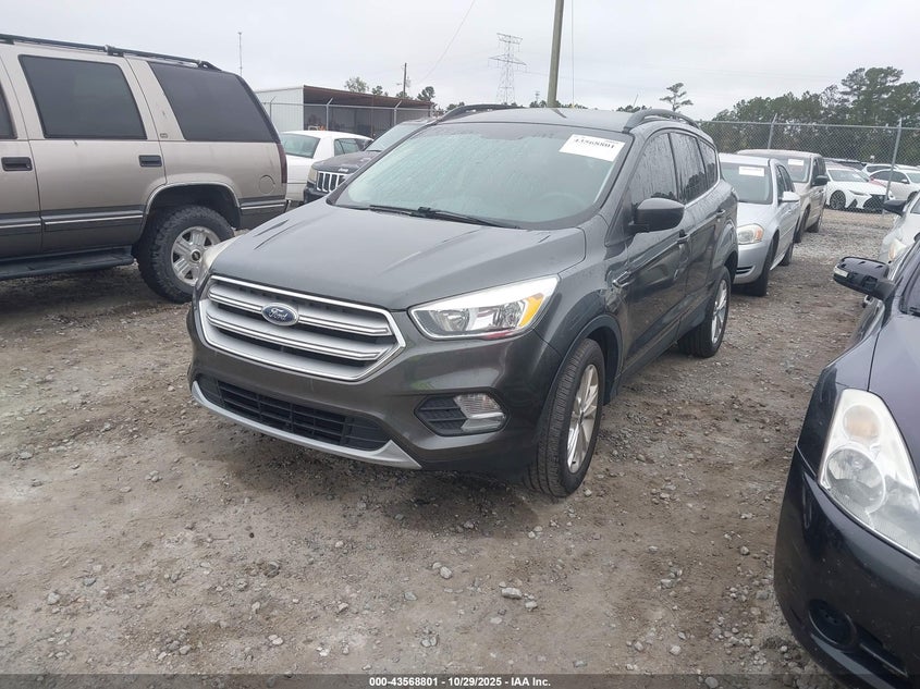 Vin: 1fmcu0gd5jub35426, lot: 44063871, ford escape se 20182
