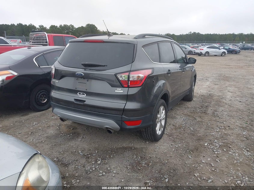 Vin: 1fmcu0gd5jub35426, lot: 44063871, ford escape se 20184