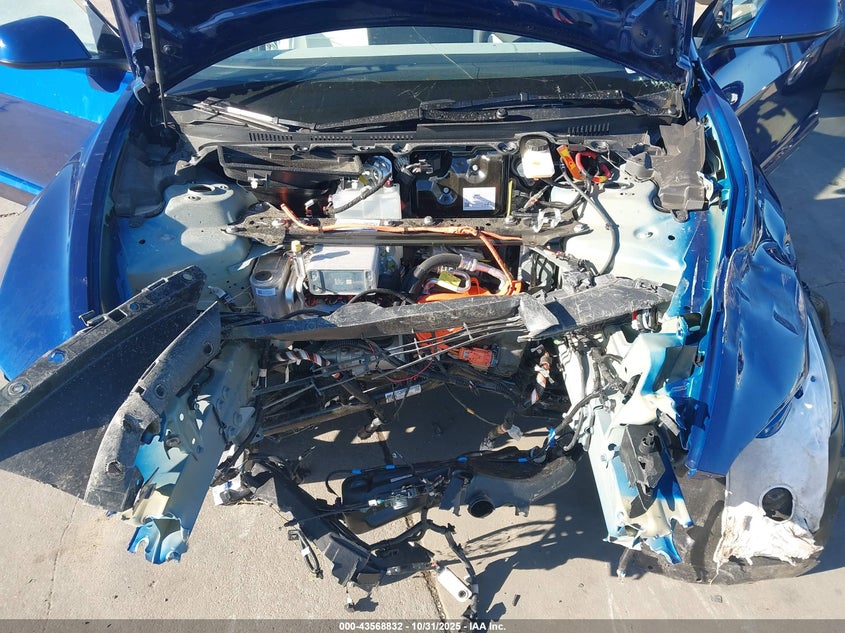 2025 Tesla Model 3 Long Range Rear-Wheel Drive/Standard VIN: 5YJ3E1EA4SF045775 Lot: 43568832