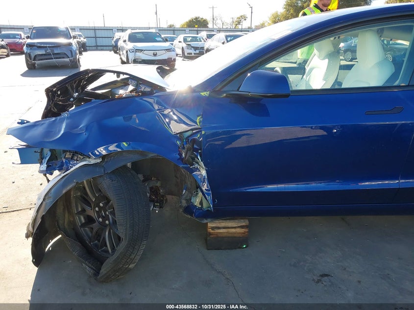 2025 Tesla Model 3 Long Range Rear-Wheel Drive/Standard VIN: 5YJ3E1EA4SF045775 Lot: 43568832