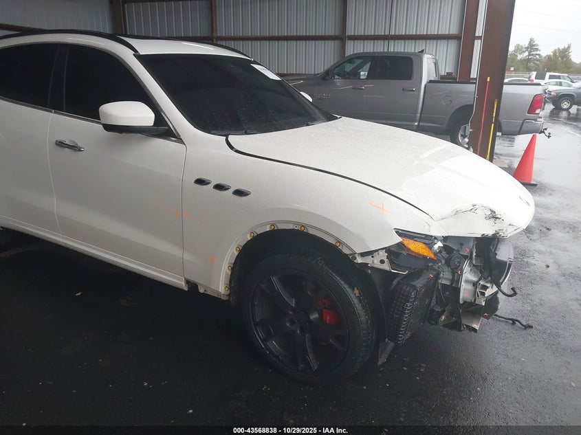 ZN661XUS8HX234934 2017 Maserati Levante auction photo 1