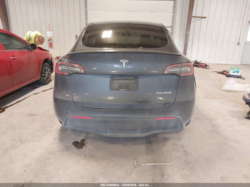 2022 Tesla Model Y Performance Dual Motor All-Wheel Drive VIN: 7SAYGDEF3NF456539 Lot: 43568842