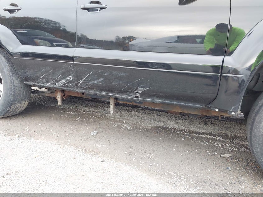 2005 Lexus Gx 470 VIN: JTJBT20X550081073 Lot: 43568910