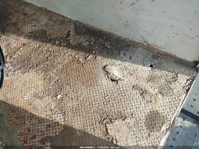 2007 Chevrolet Express Cutaway Work Van VIN: 1GBHG31U771200173 Lot: 43568912