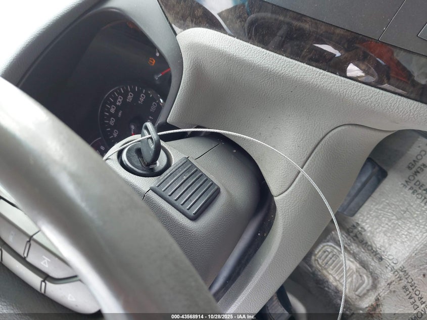 2008 Cadillac Dts 1Sc VIN: 1G6KD57YX8U149612 Lot: 43568914