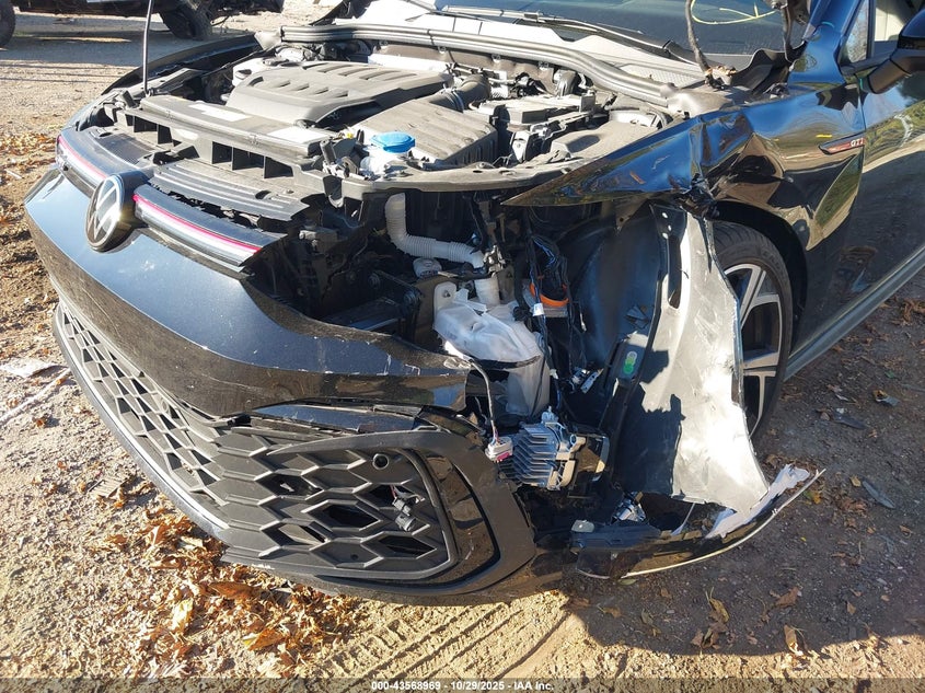 2024 Volkswagen Golf GTI - widok 6