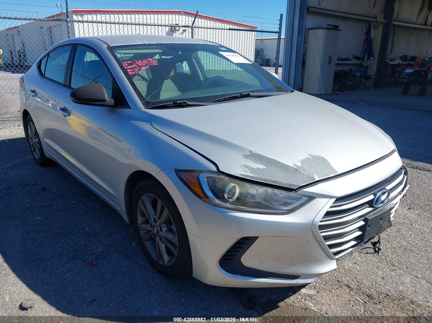 HYUNDAI ELANTRA SEL