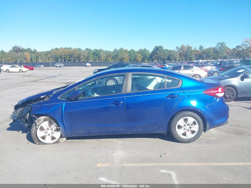 2018 Kia Forte Lx VIN: 3KPFK4A74JE265665 Lot: 43569156
