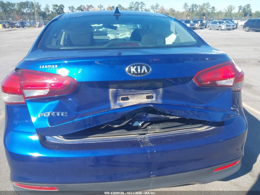 2018 Kia Forte Lx VIN: 3KPFK4A74JE265665 Lot: 43569156
