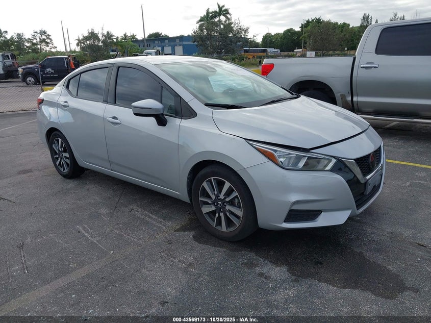 NISSAN VERSA SV XTRONIC CVT