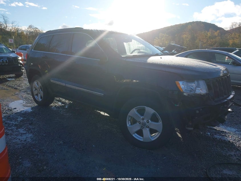 JEEP GRAND CHEROKEE LAREDO