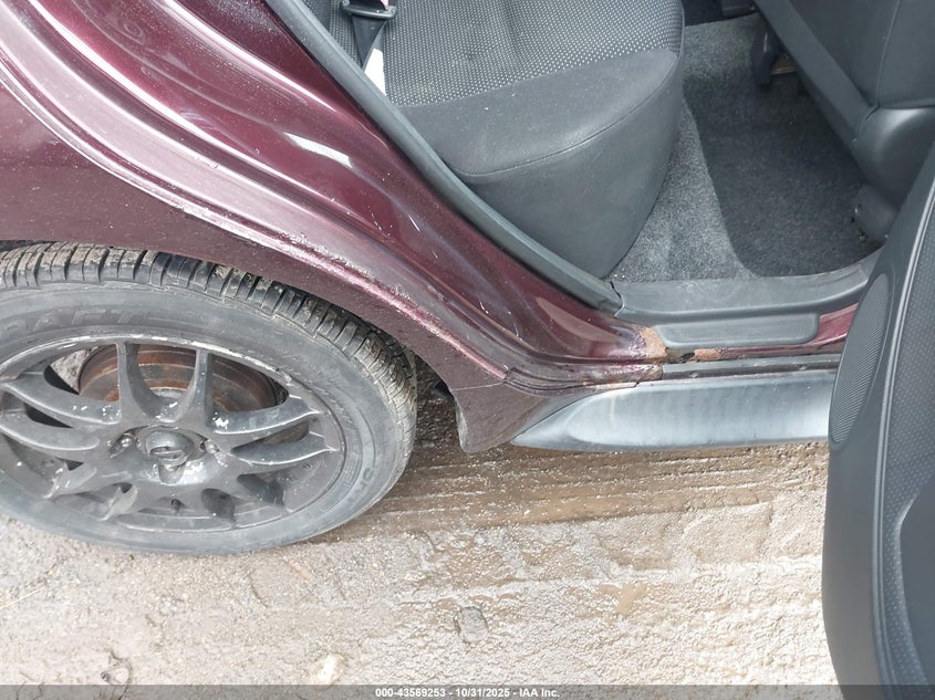 2005 Scion Xa VIN: JTKKT604350110739 Lot: 43569253