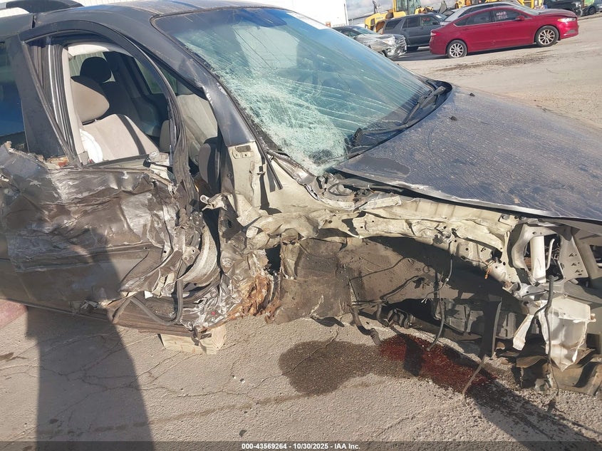 2012 Kia Sedona Lx VIN: KNDMG4C73C6441765 Lot: 43569264