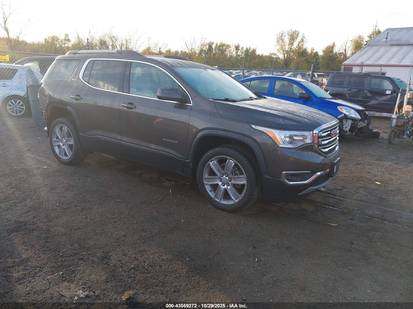 GMC ACADIA SLE-2