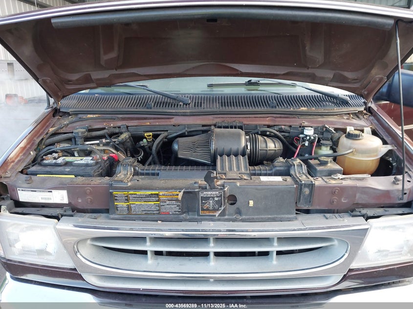 2000 Ford E-150 Recreational VIN: 1FDRE14L7YHB37965 Lot: 43569289