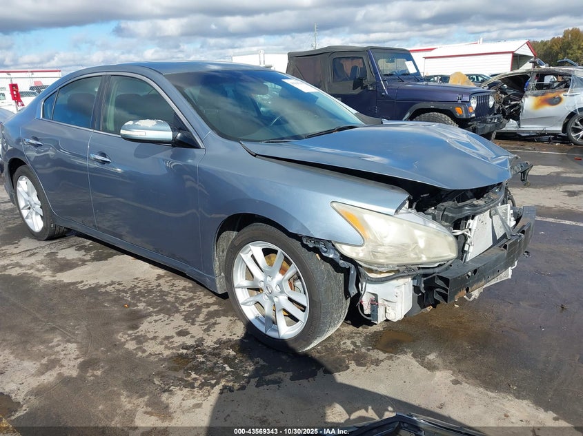 NISSAN MAXIMA 3.5 SV