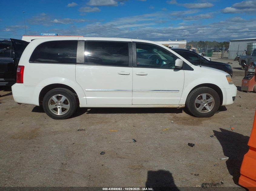 2008 Dodge Grand Caravan Sxt VIN: 1D8HN54P18B160026 Lot: 43569363