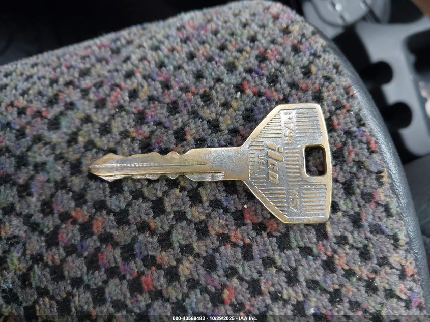 2001 Dodge Ram 1500 St VIN: 1B7HF16Y21S133871 Lot: 43569483