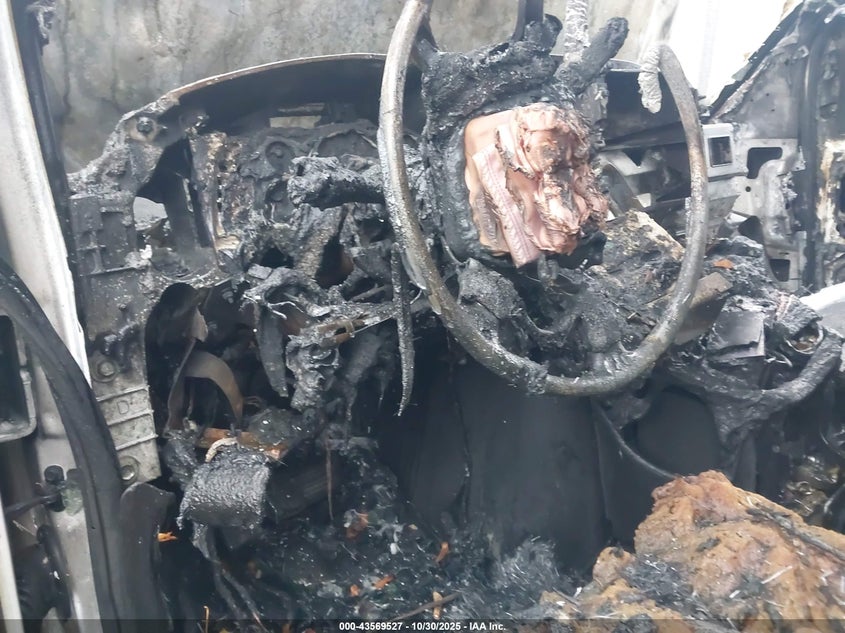 2018 Chevrolet Express Cutaway Work Van VIN: 1GB0GRFP8J1331347 Lot: 43569527