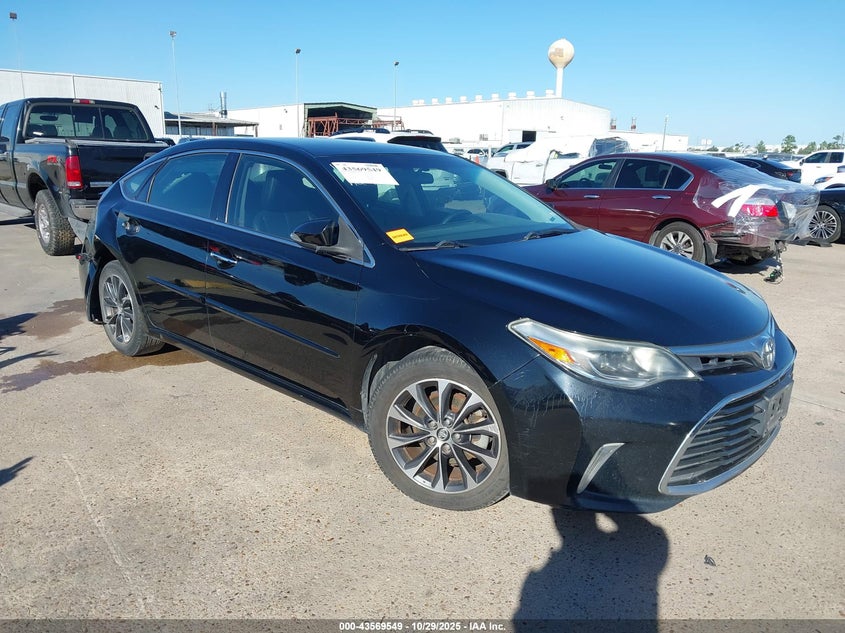 TOYOTA AVALON XLE