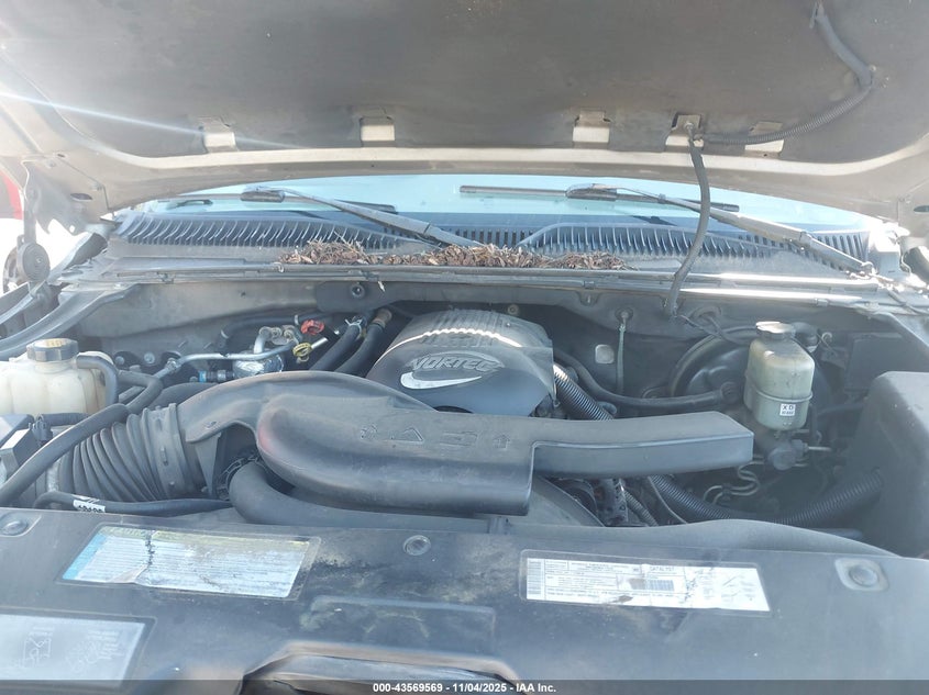 2001 GMC Yukon Sle VIN: 1GKEC13T61R152925 Lot: 43569569