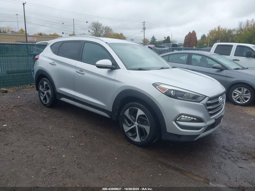 HYUNDAI TUCSON SPORT