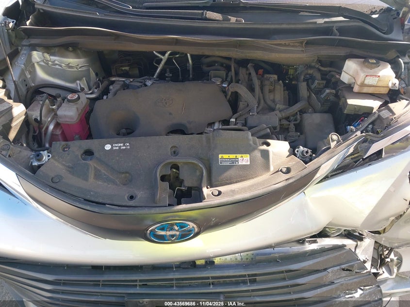2021 TOYOTA SIENNA LE 5TDKRKECXMS042563