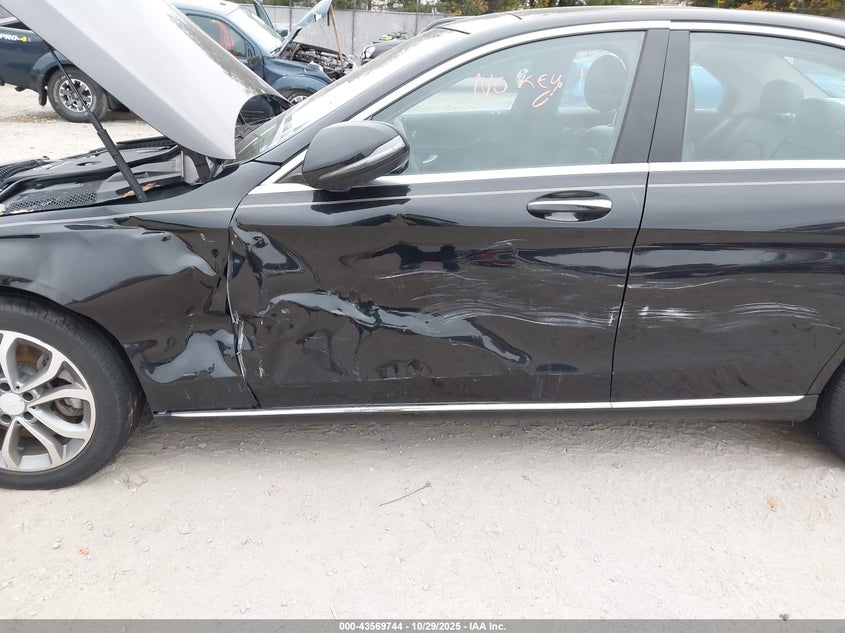 2017 MERCEDES-BENZ C 300 auction photo 6